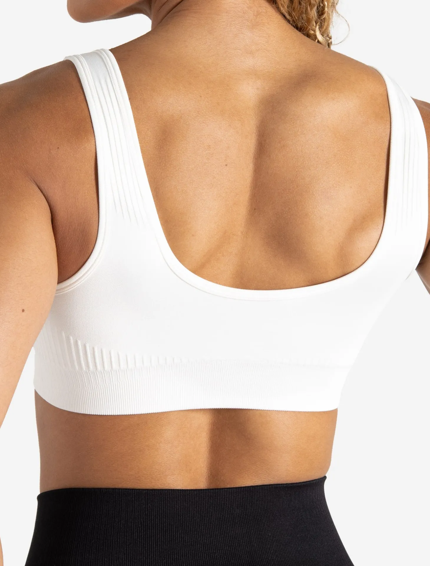 ADAPT 2.0 Seamless Sports Bra White
