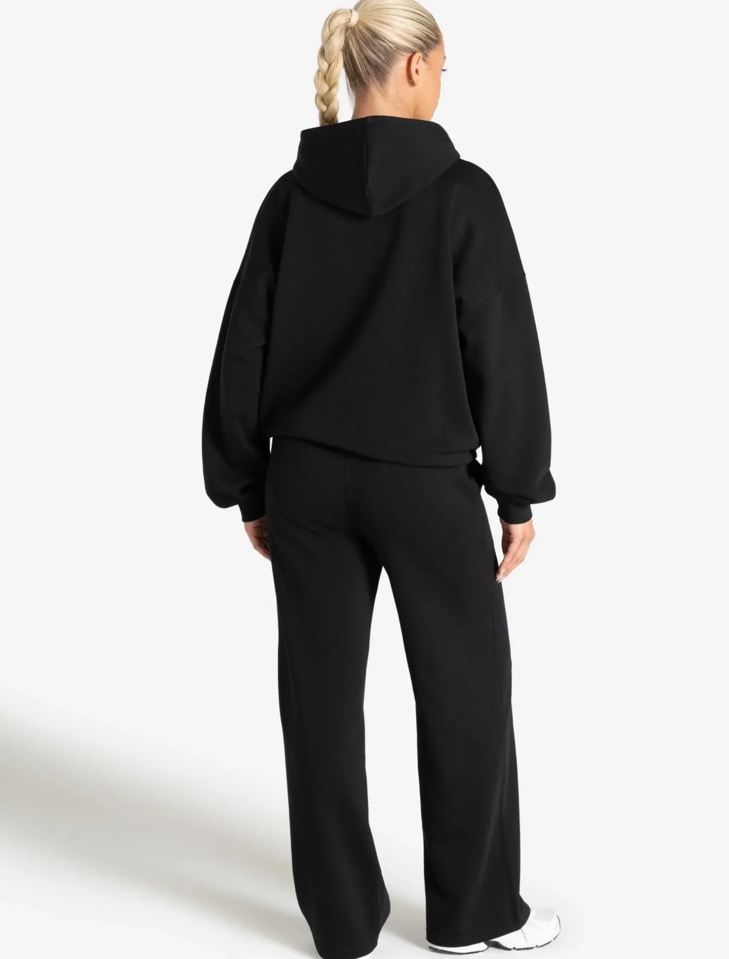 Core Hoodie Black
