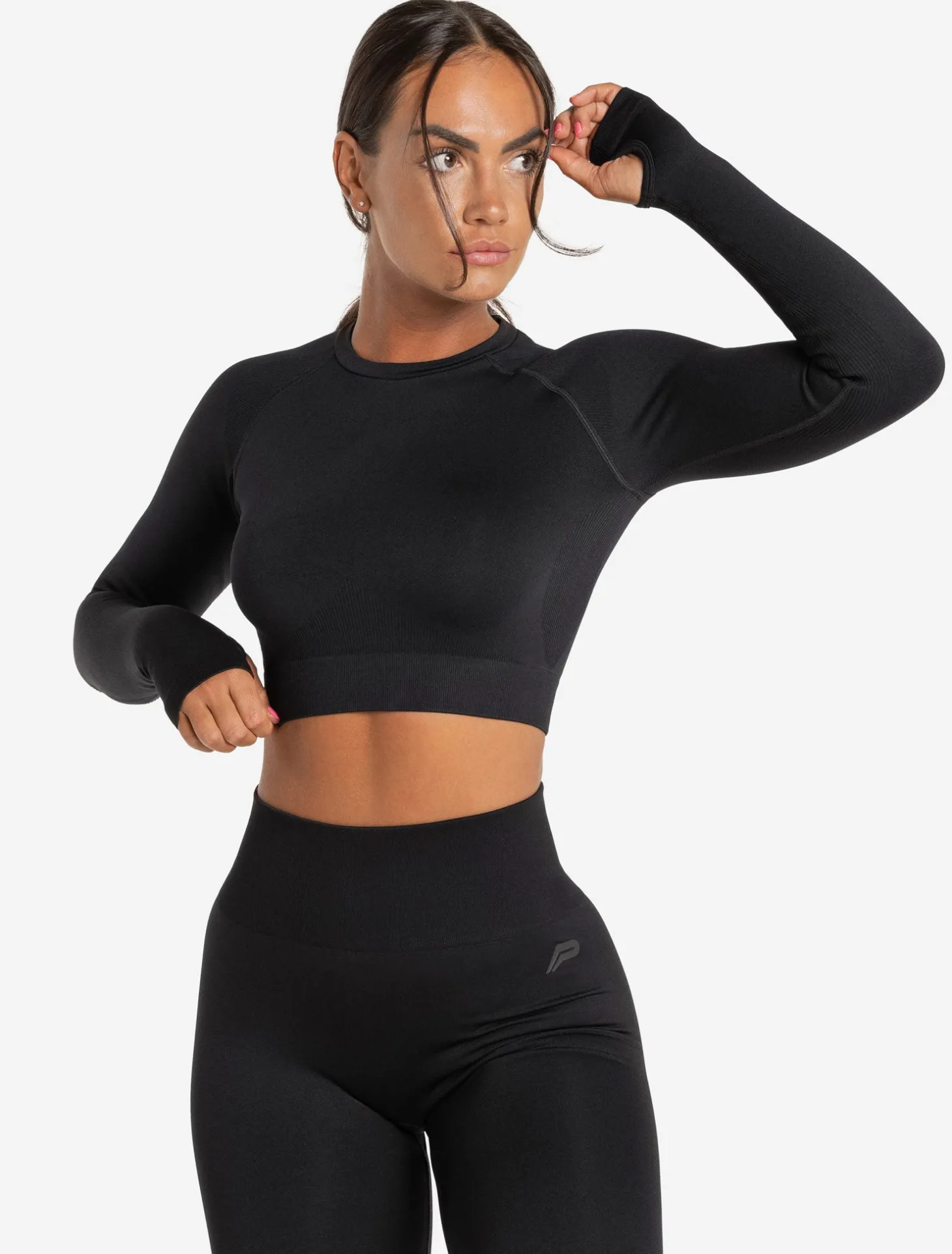 Core Seamless Long Sleeve Crop Top Blackout