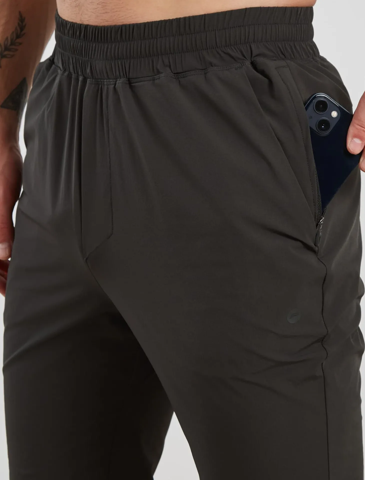 Fundamental Pant Onyx Grey