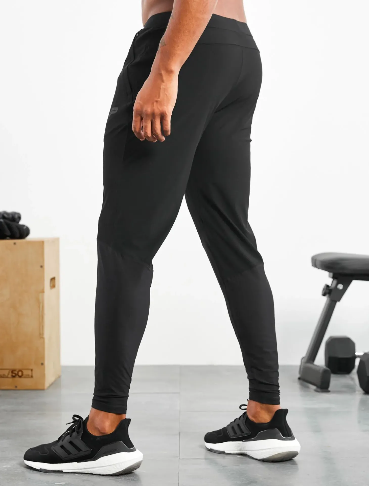 Hybrid Agility Joggers Black
