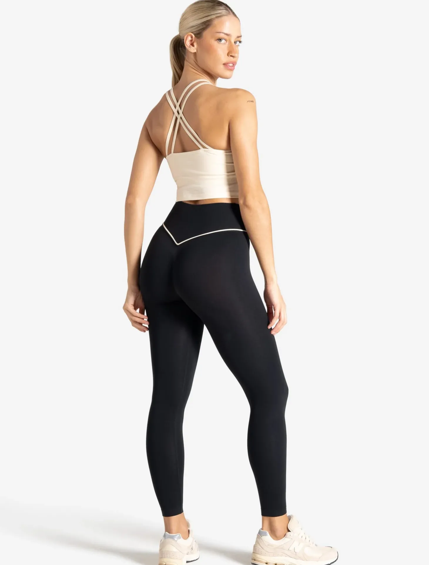 Sculpt Seamless Built-In Bra Tank Marshmallow