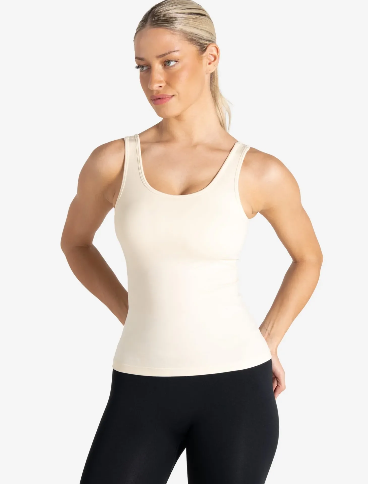Sculpt Seamless Built-In Bra Vest Marshmallow