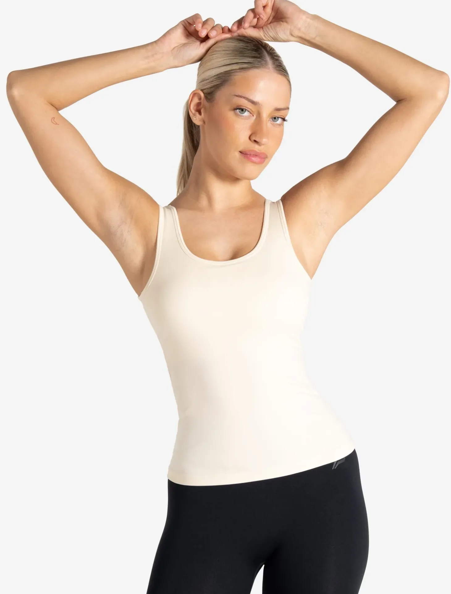 Sculpt Seamless Built-In Bra Vest Marshmallow
