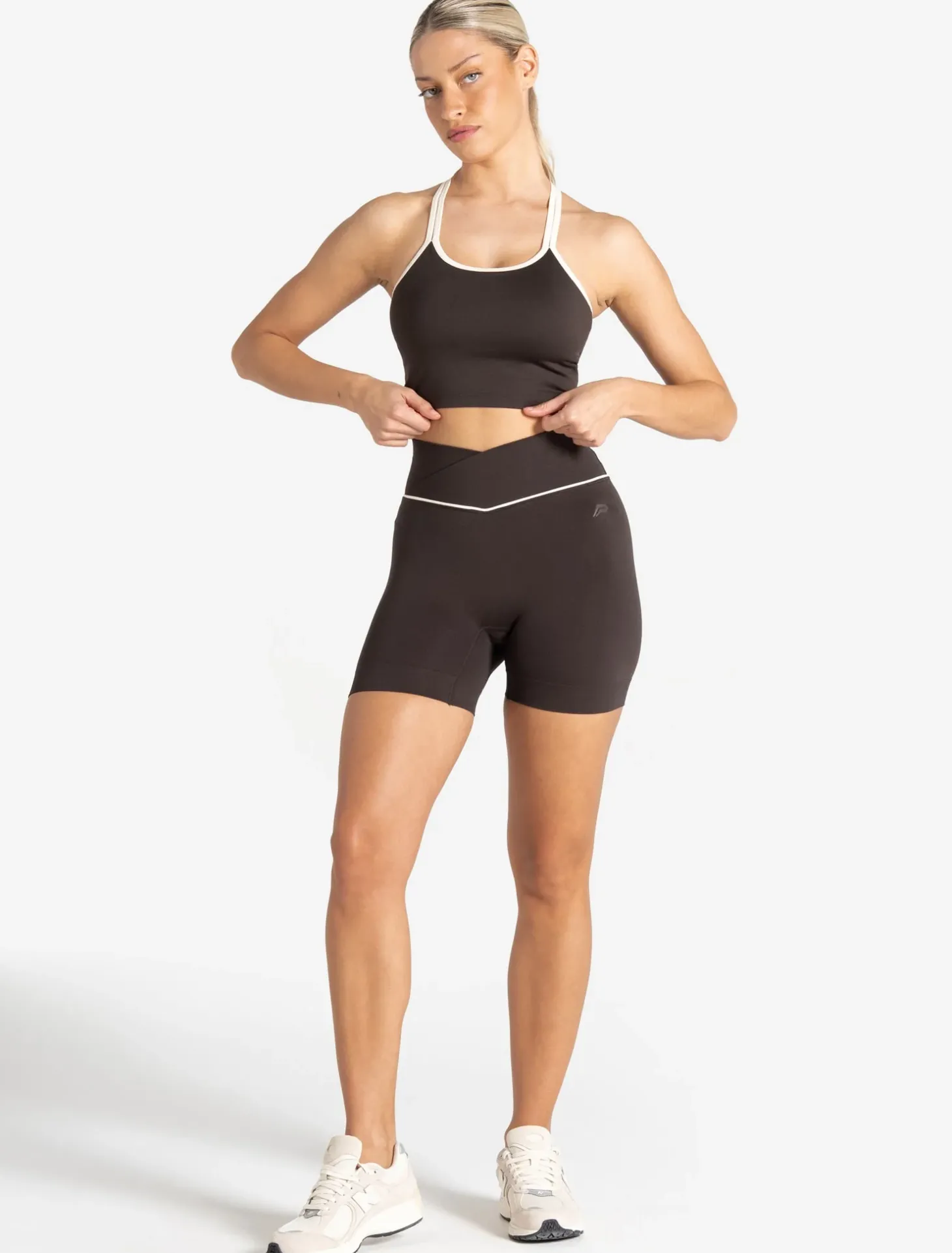 Sculpt Seamless Scrunch Shorts Espresso/Marshmallow