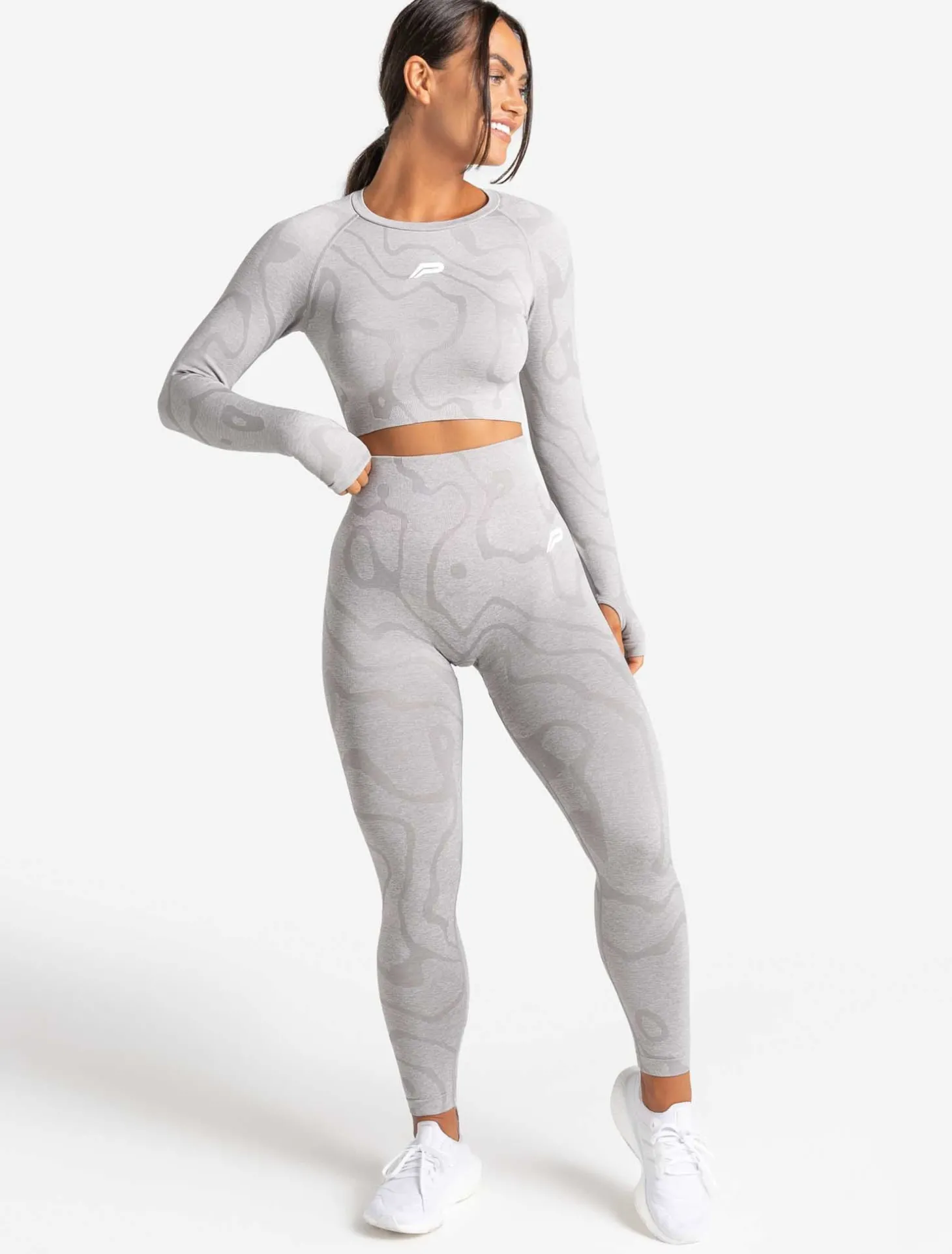 Sustainable Seamless Long Sleeve Crop Top Cloud Grey