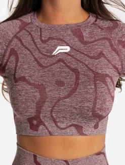 Sustainable Seamless Long Sleeve Crop Top Burgundy