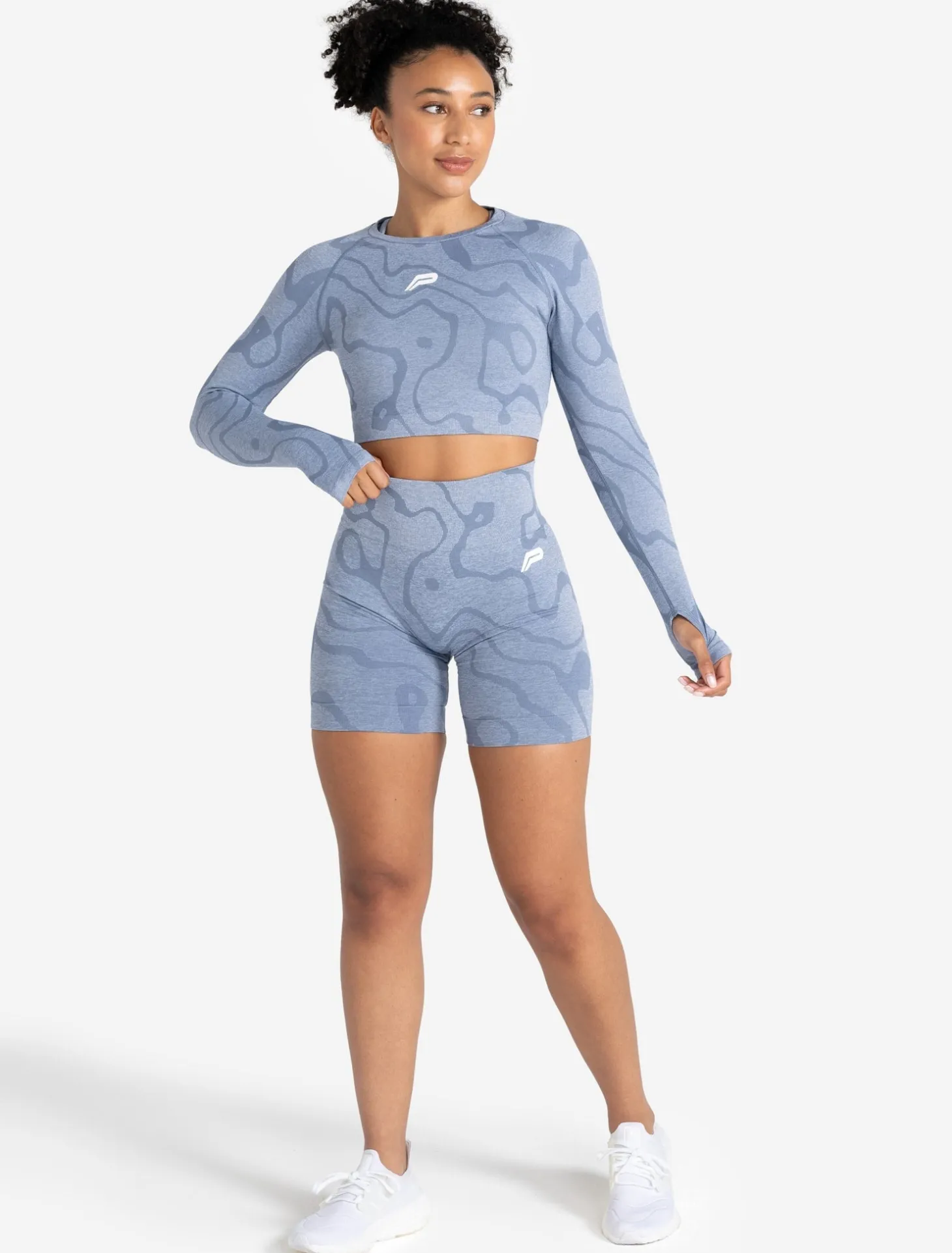 Sustainable Seamless Long Sleeve Crop Top Blue